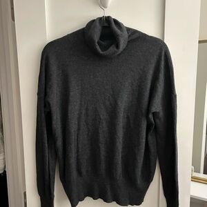Women’s Gray Turtleneck Sweater